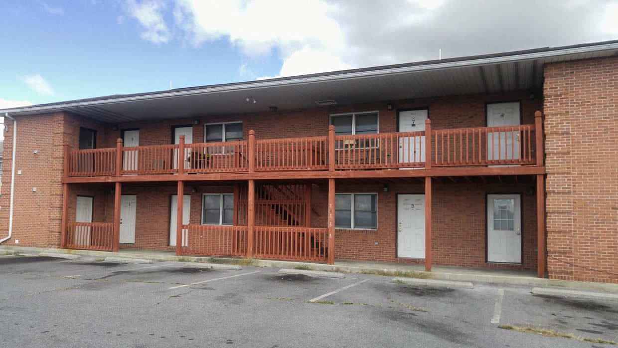 Primary Photo - 5448 Williamsport Pike