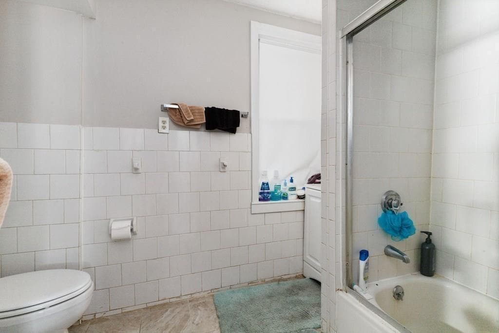 Building Photo - 104 Boylston St