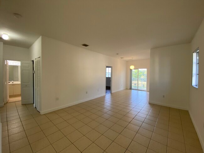 Foto del edificio - 2641 NE 4th St
