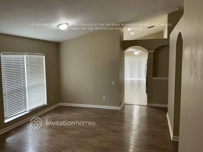Foto del edificio - 11610 Misty Isle Ln