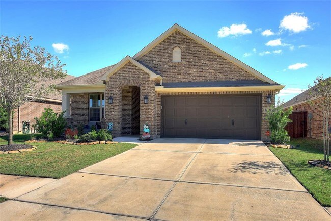 Building Photo - 10323 Armstrong Dr