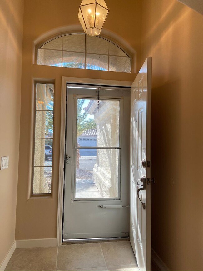 Building Photo - Newly Remodeled Single Story Home-Coming Soon!