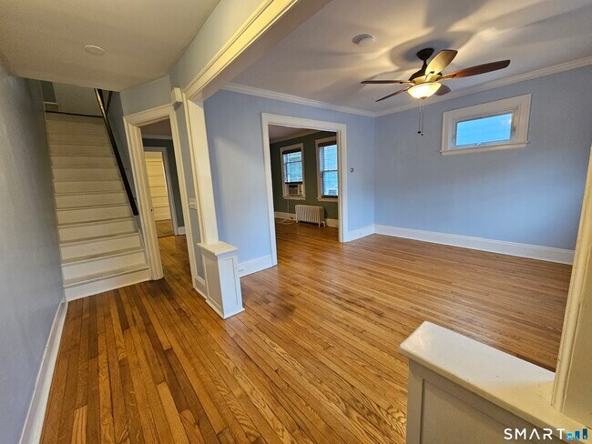 Foto del edificio - 57 Dalewood Ave