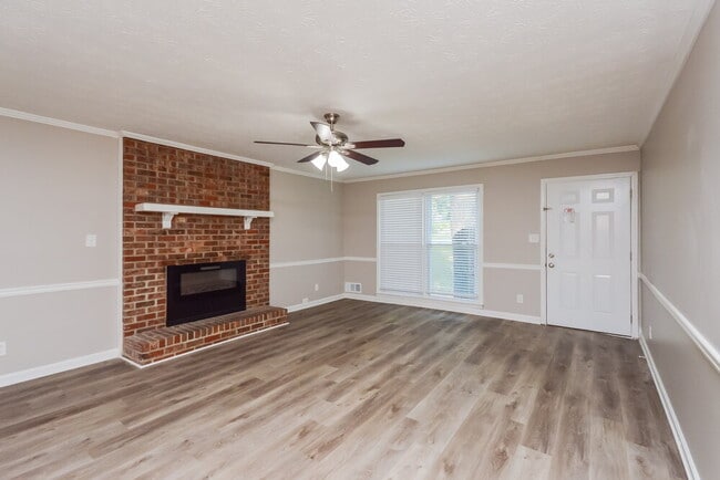 Foto del edificio - 661 Greenview Ave SE