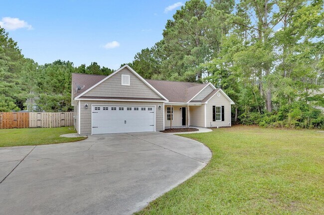 Building Photo - Welcome to Old Folkstone Road!
