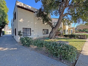 Building Photo - 74 S Meridith Ave