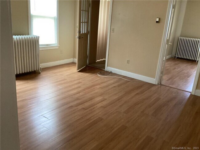 Building Photo - 27 Dwight St