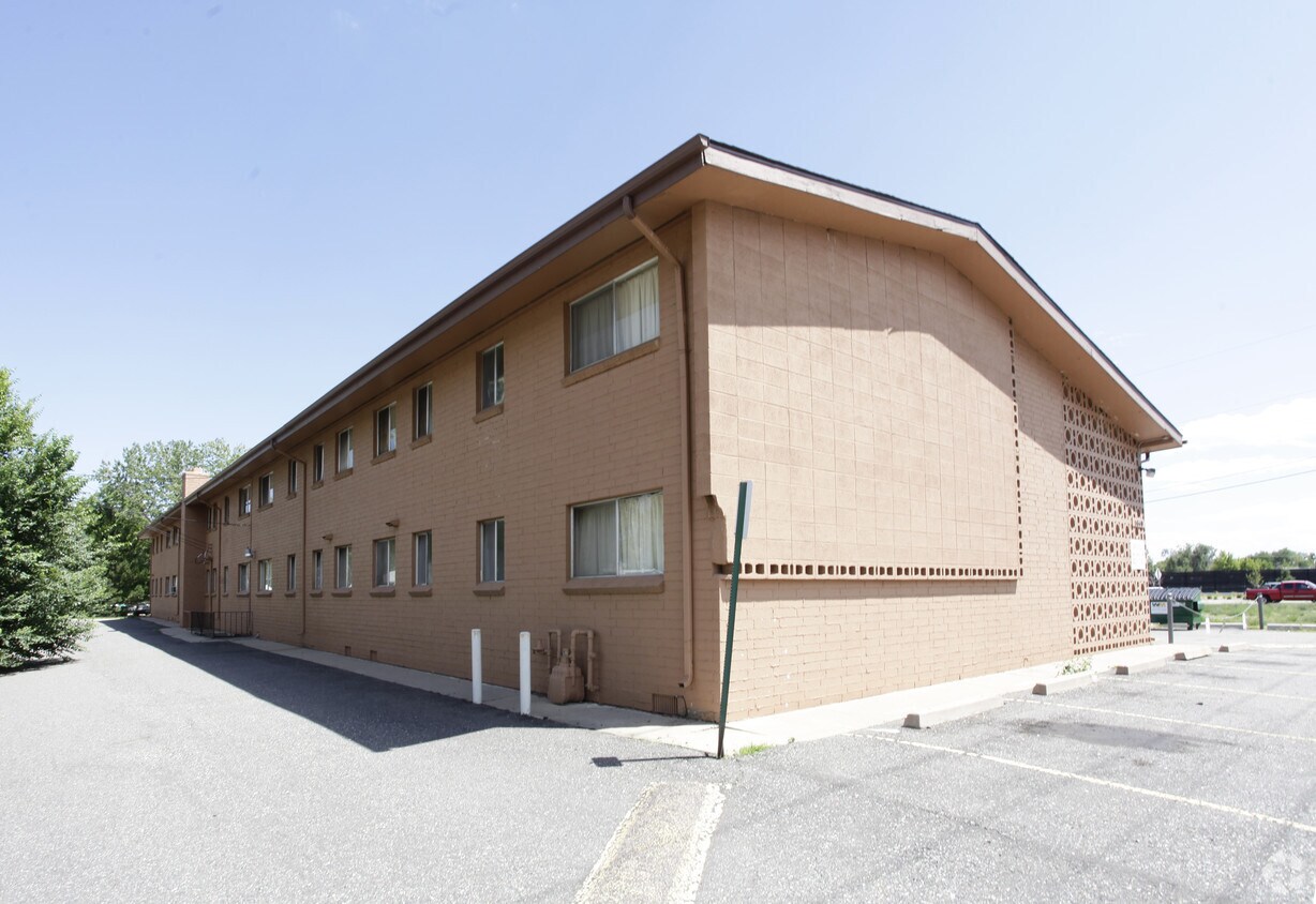 Foto del edificio - 5840 Carr Street