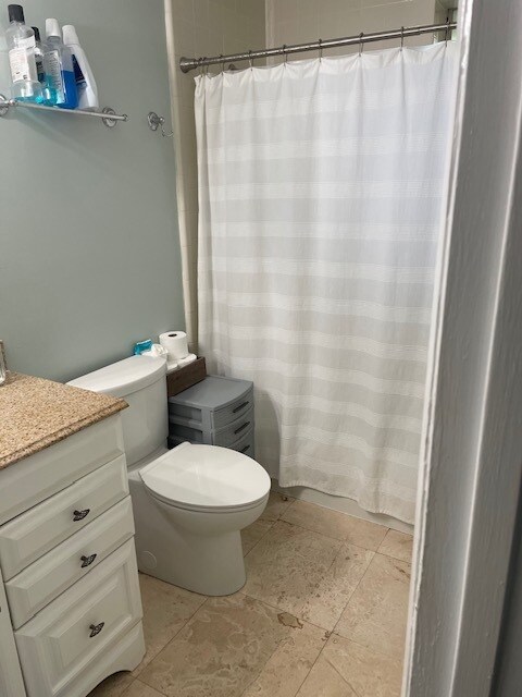 master bathroom - 1317 Seabreeze Ave