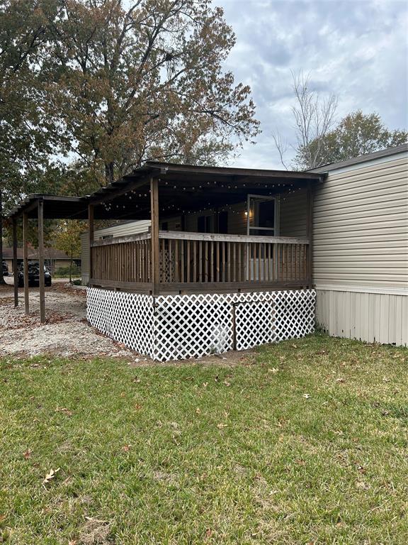 Building Photo - 24301 Evergreen Dr