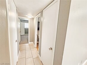 Building Photo - 5409 Mountain View Dr