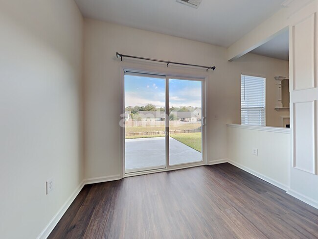 Foto del edificio - 136 Marinella Dr