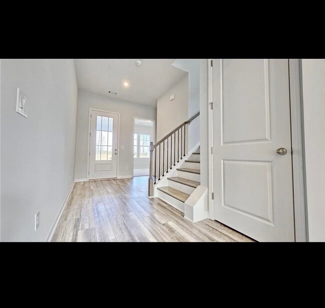 Building Photo - 3989 Annsbury Ct