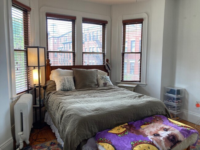 Foto del edificio - 37 Revere St