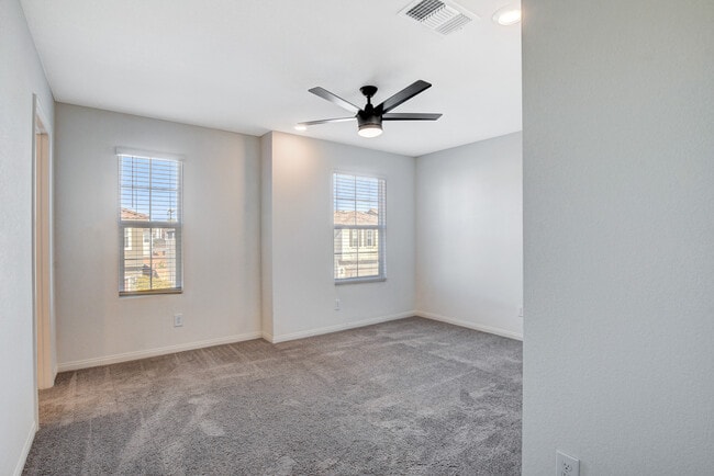 Building Photo - 8439 Vacarez Dr