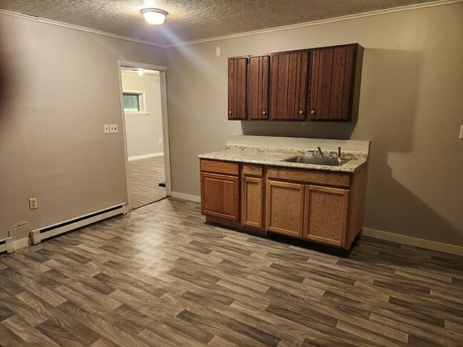 Building Photo - 2900 Broad Ave