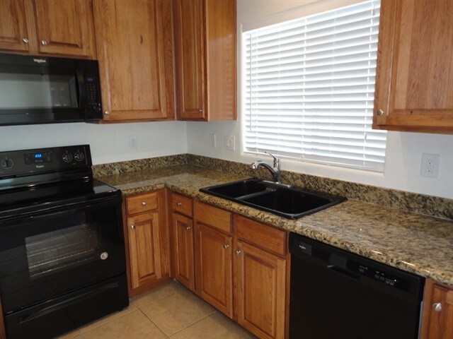 Foto del edificio - 4647 E Laurel Ave