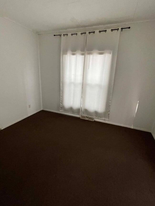 Building Photo - 660 Garden Ave