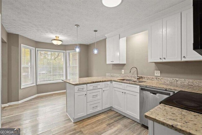 Foto del edificio - 326 Farm Pl Ct NE