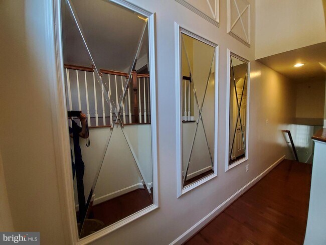 Foto del edificio - 2023 Crescent Moon Ct