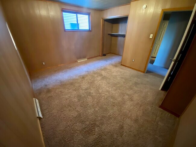 Master Bedroom - 138 S 8th St