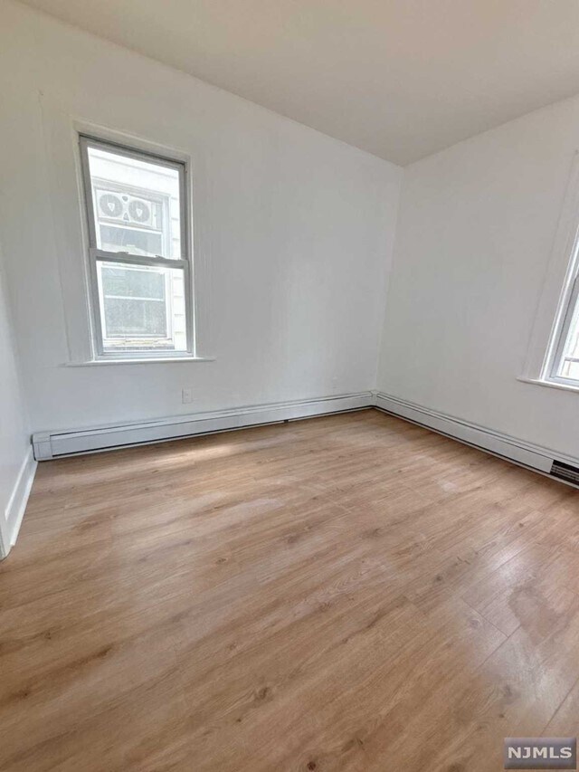 Building Photo - 18 Burgess Pl