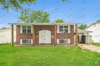 Building Photo - 548 Goldwood Dr