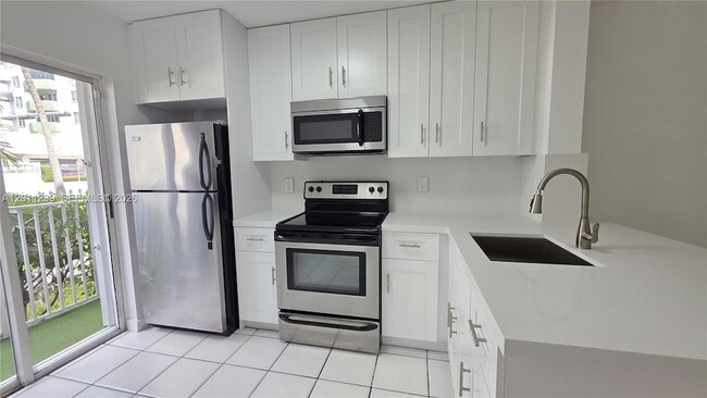 Photo - 2575 SW 27th Ave Apartment