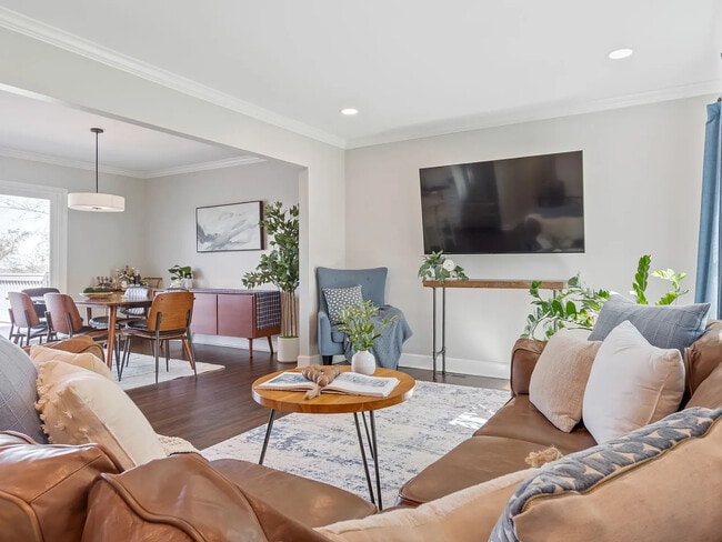Foto del edificio - 5102 Beauregard Ln