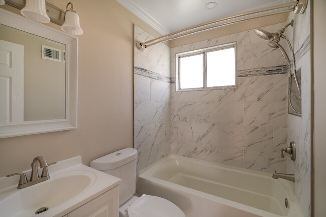 Foto del edificio - 2526 Iverson St