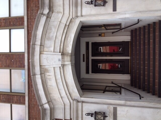 Foto del edificio - 31 E Center St