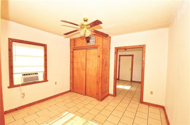 Foto del edificio - 623 Alvar St