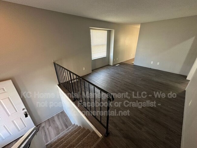 Foto del edificio - 1525 Jackson Ave