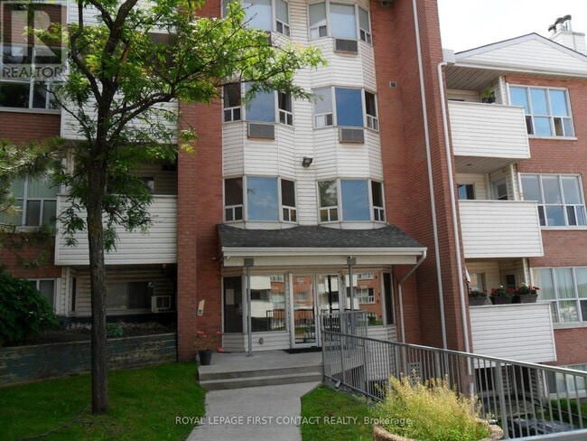 Building Photo - 120-B120 Bell Farm Rd