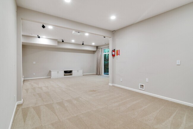 Foto del edificio - 1531 246th Ave NE