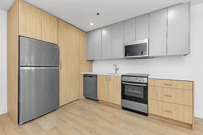 Building Photo - 36-45 31st Street
