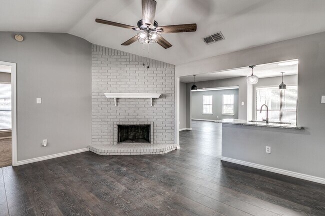 Foto del edificio - Stunning 3-Bedroom Home in Prime Arlington...