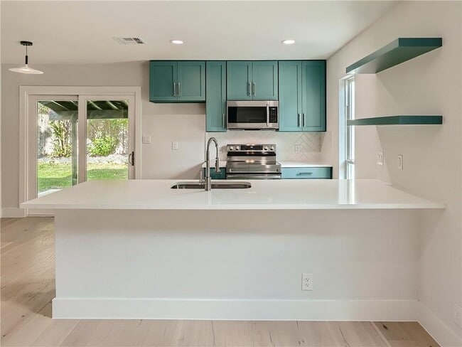 Foto del edificio - 6204 Shadow Valley Dr