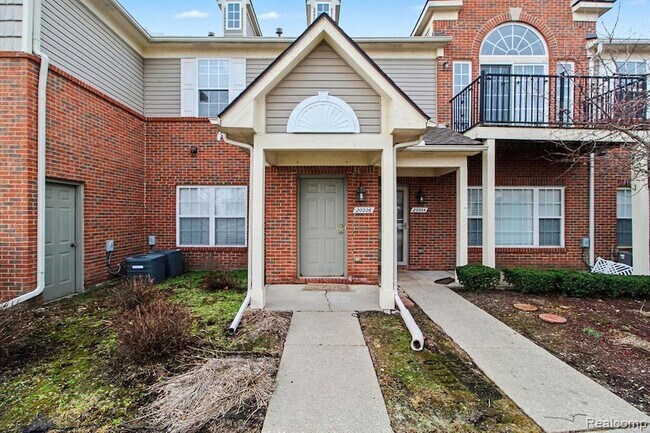 Foto del edificio - 20006 Hidden Oaks Dr