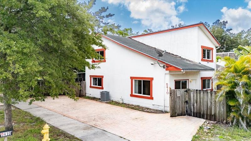 Foto principal - 5410 SW 43rd Terrace