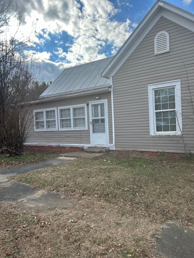 404 S Green St, Wadesboro, NC 28170 House Rental in Wadesboro, NC