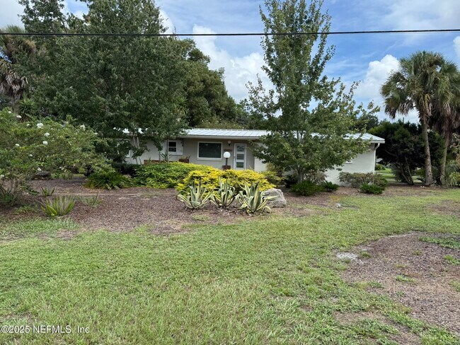 Building Photo - 3859 Via De La Reina