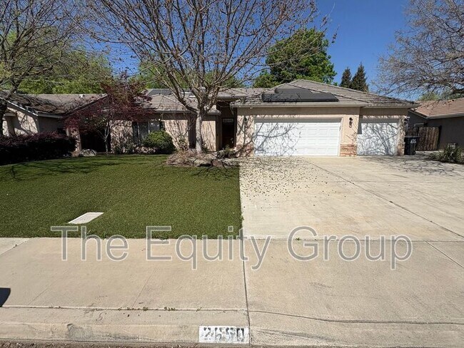 Foto del edificio - 2650 W Oakridge Ave