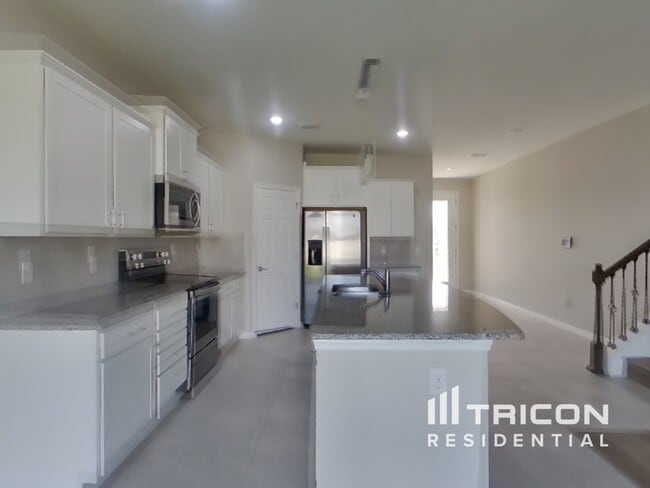 Building Photo - 6316 Dutton Dr