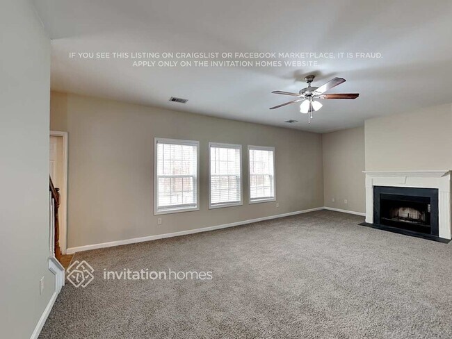 Foto del edificio - 3041 Leatherleaf Tr