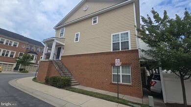 Building Photo - 2641 Shade Branch Rd