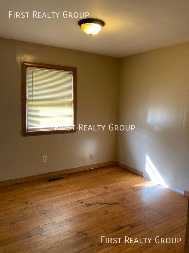 Foto del edificio - 3 Bedroom, 1 Bath Ranch Style home for ren...