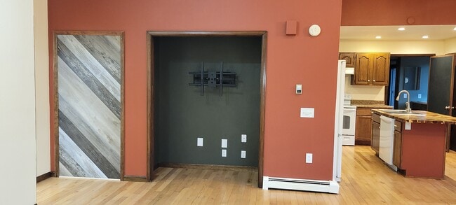 Building Photo - 6290 Wolff St