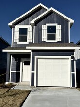 Building Photo - 318 Tall Cedar Wy