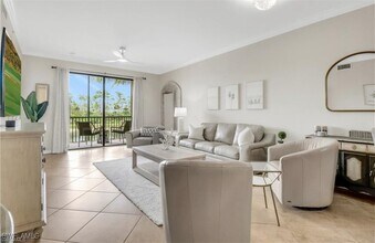 Building Photo - 9735 Acqua Ct